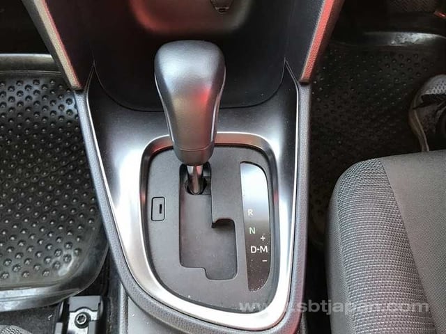 2024 TOYOTA YARIS CROSS G