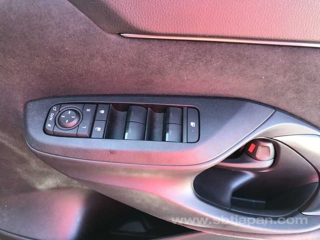 2024 TOYOTA YARIS CROSS G