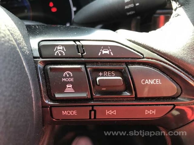 2024 TOYOTA YARIS CROSS G
