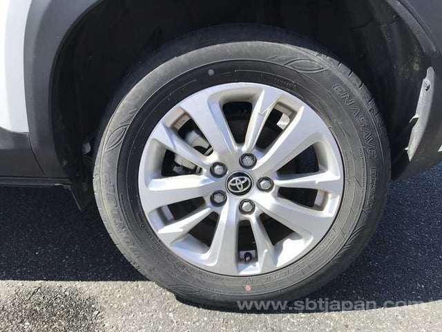 2024 TOYOTA YARIS CROSS G