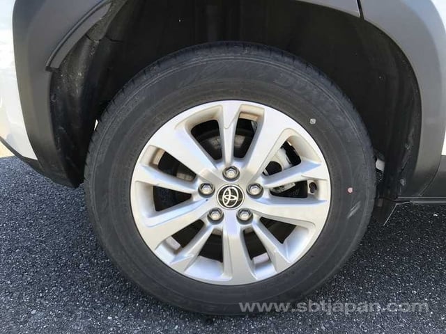 2024 TOYOTA YARIS CROSS G