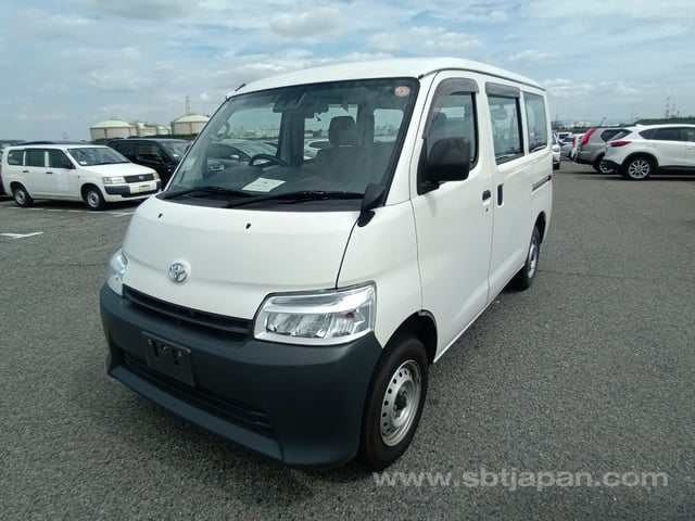 2021 TOYOTA TOWNACE VAN DX
