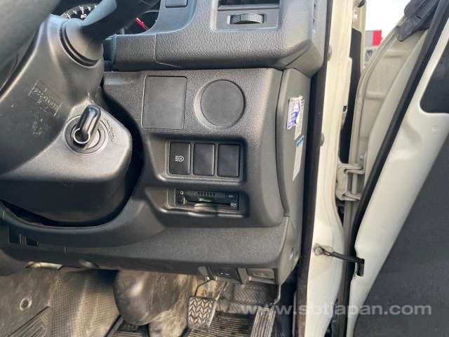 2019 TOYOTA REGIUSACE VAN DX