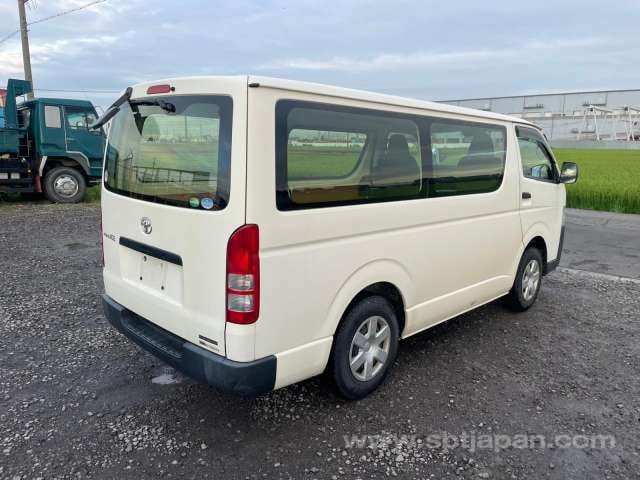 2019 TOYOTA REGIUSACE VAN DX
