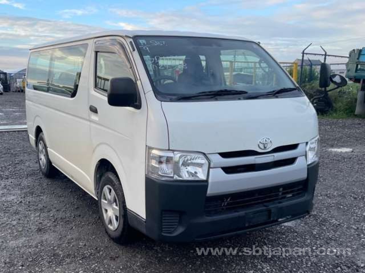 2019 Toyota Regiusace, photo 1 of 1