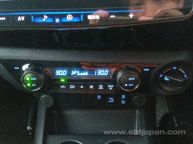 2022 TOYOTA HILUX Z