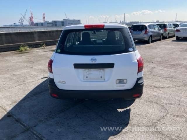 2016 NISSAN AD VAN SD