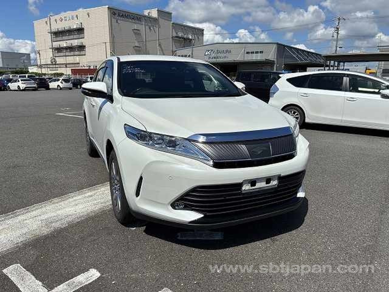 2020 Toyota Harrier, photo 1 of 1