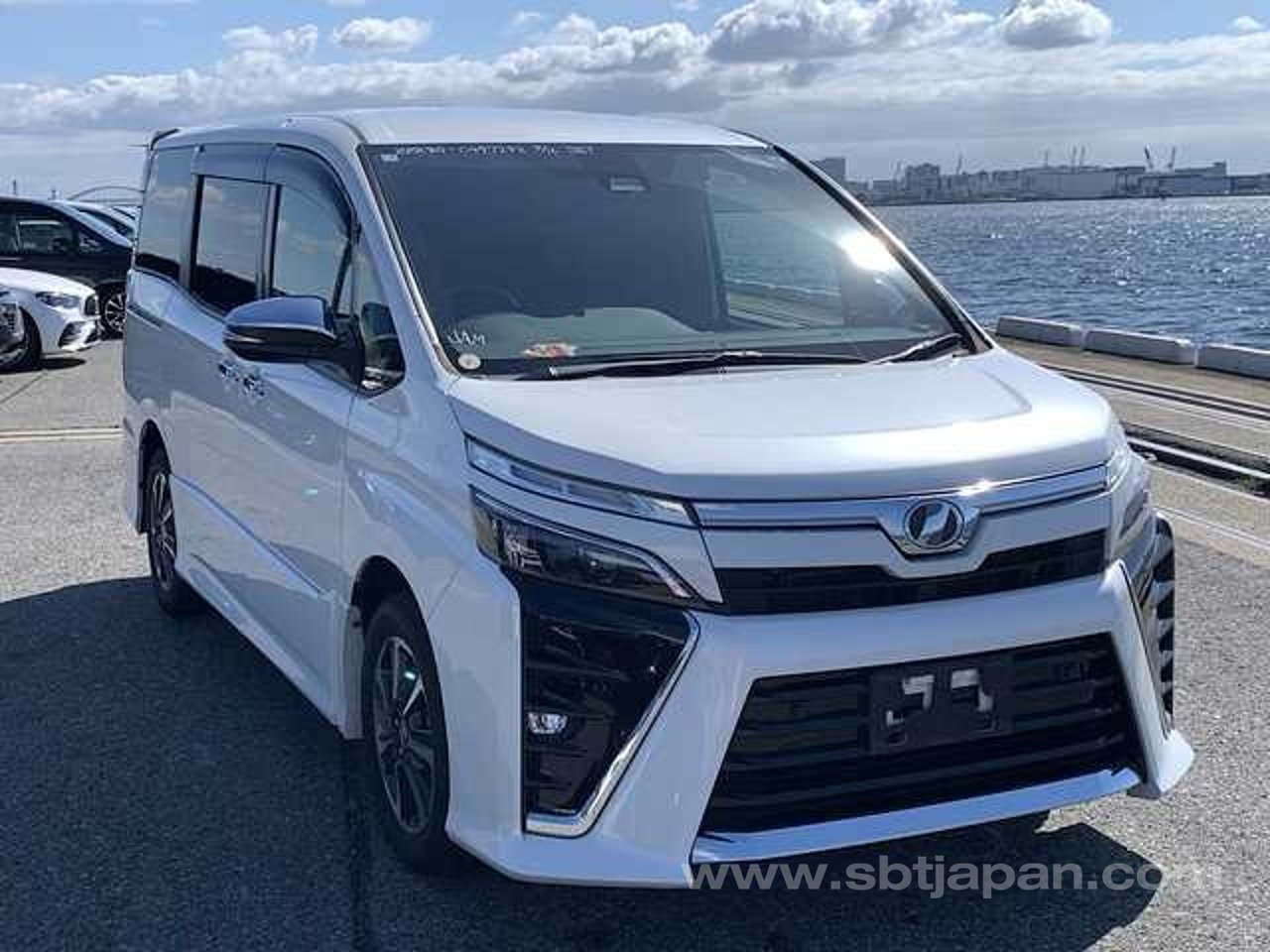 2019 Toyota Voxy, photo 1 of 1