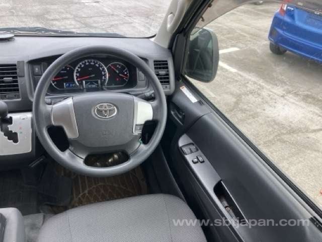2018 TOYOTA HIACE VAN DX