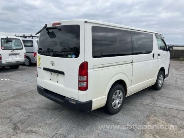 2018 TOYOTA HIACE VAN DX