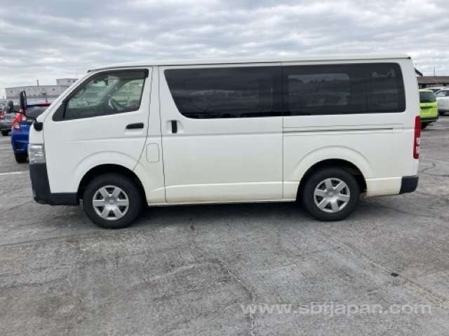 2018 TOYOTA HIACE VAN DX