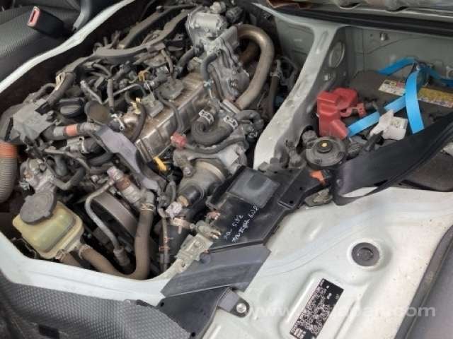 2018 TOYOTA HIACE VAN DX