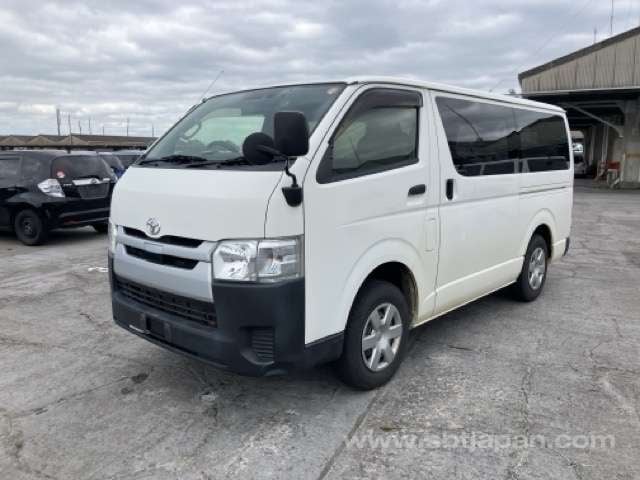 2018 TOYOTA HIACE VAN DX