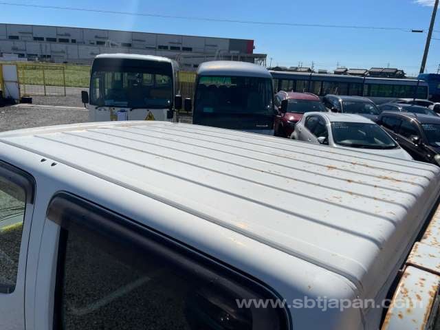 2009 HINO DUTRO 2.0t W CAB