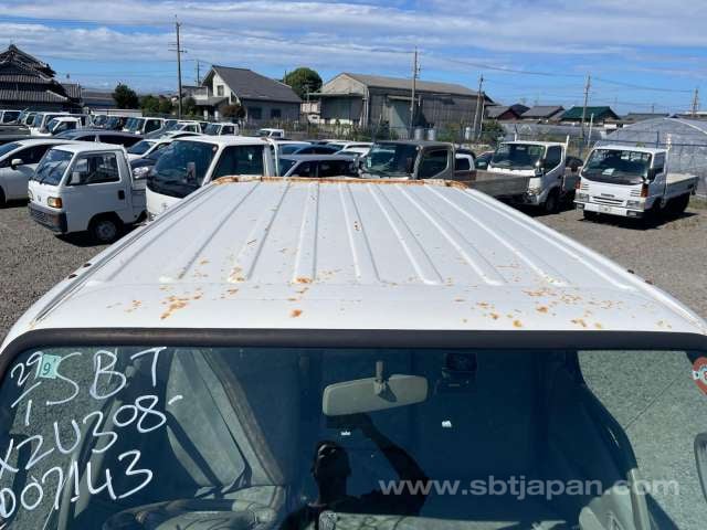 2009 HINO DUTRO 2.0t W CAB