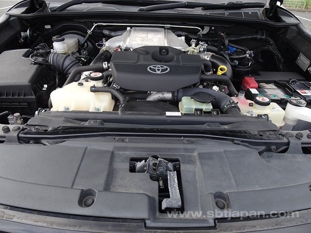 2022 TOYOTA HILUX Z