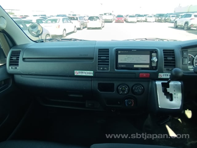 2019 TOYOTA REGIUSACE VAN DX