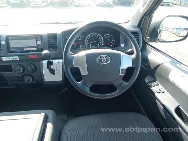 2019 TOYOTA REGIUSACE VAN DX