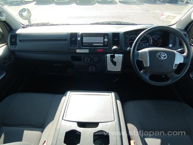 2019 TOYOTA REGIUSACE VAN DX