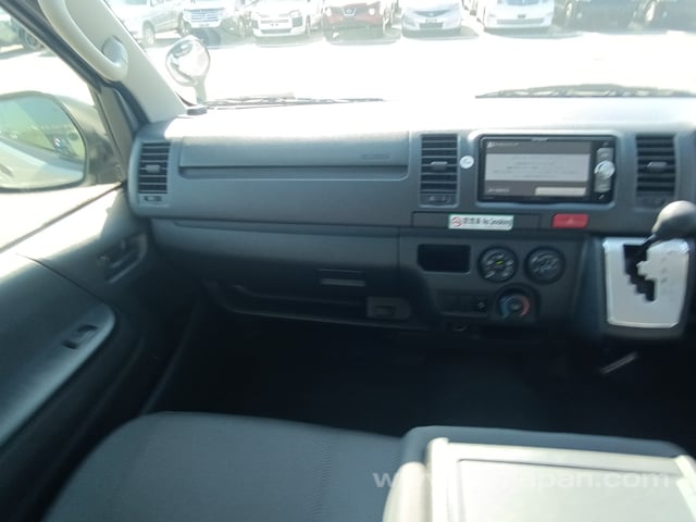 2019 TOYOTA REGIUSACE VAN DX