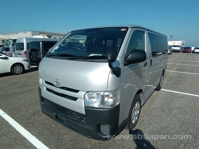 2019 TOYOTA REGIUSACE VAN DX