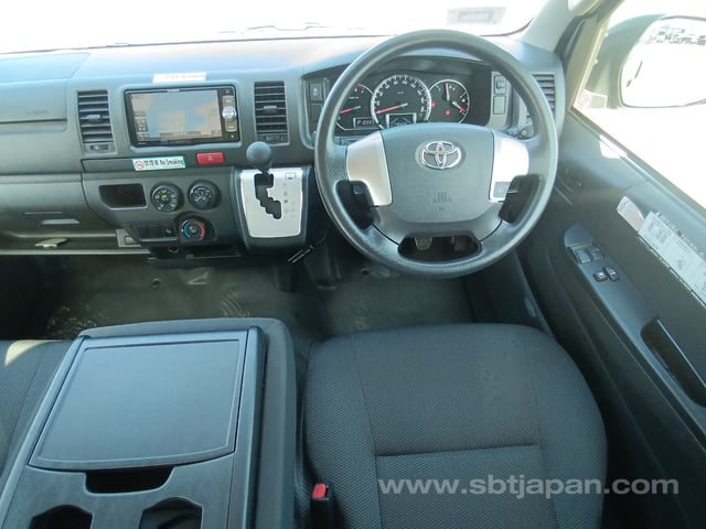 2019 TOYOTA REGIUSACE VAN DX