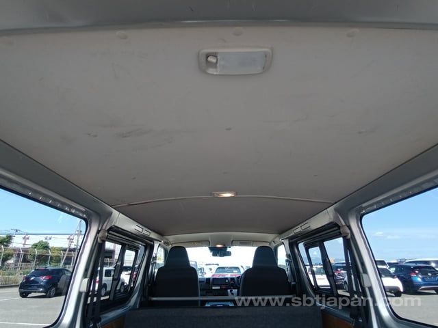 2019 TOYOTA REGIUSACE VAN DX