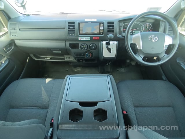 2019 TOYOTA REGIUSACE VAN DX