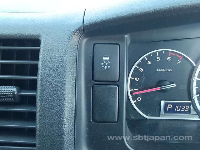 2019 TOYOTA REGIUSACE VAN DX