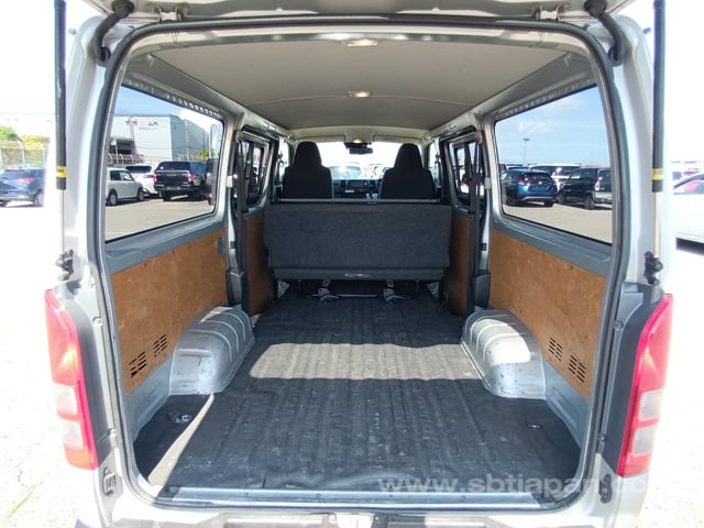 2019 TOYOTA REGIUSACE VAN DX