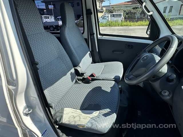 2017 TOYOTA PIXIS VAN SPECIAL