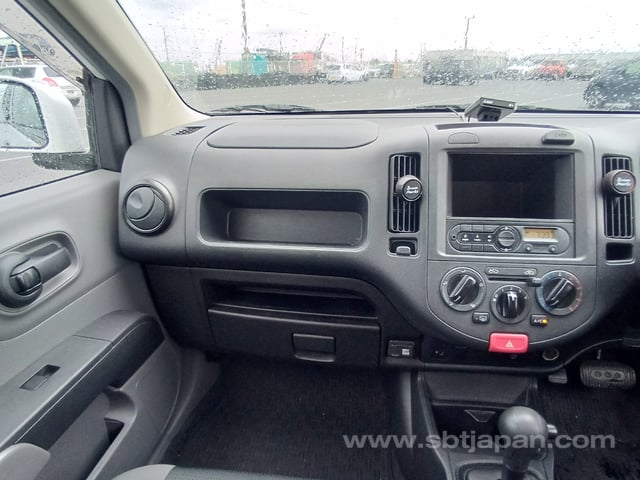 2021 NISSAN AD VAN VE EMERGENCY BRAKE