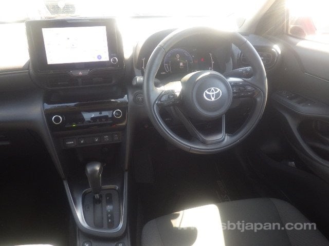 2024 TOYOTA YARIS CROSS HYBRID G