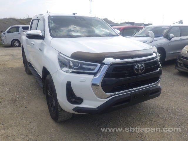 2021 TOYOTA HILUX Z