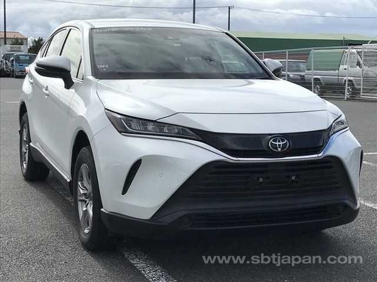 2023 Toyota Harrier, photo 1 of 1