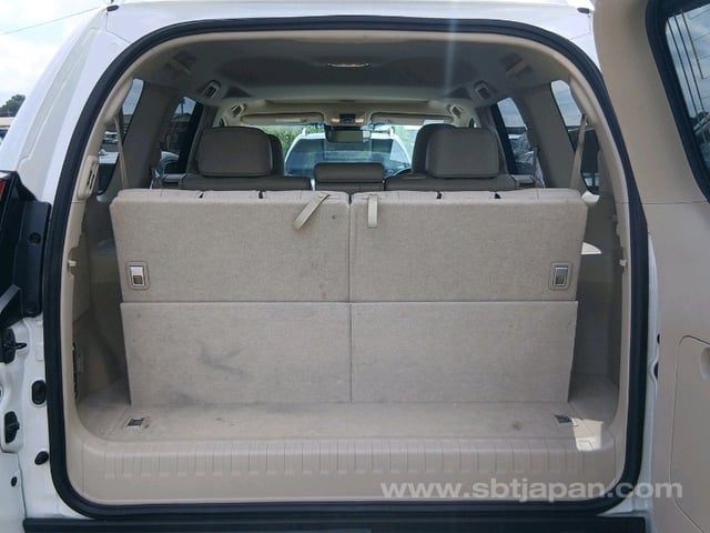 2022 TOYOTA LAND CRUISER PRADO TX L PKG
