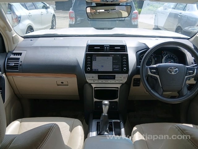 2022 TOYOTA LAND CRUISER PRADO TX L PKG