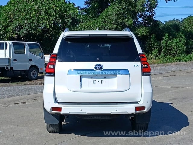2022 TOYOTA LAND CRUISER PRADO TX L PKG