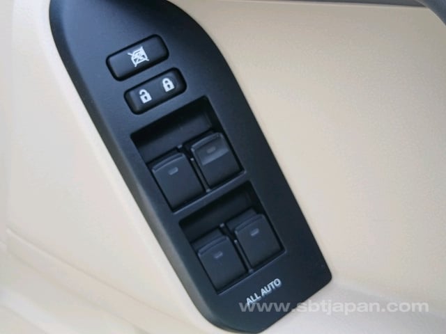 2022 TOYOTA LAND CRUISER PRADO TX L PKG