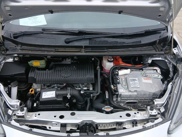 2017 TOYOTA SIENTA HYBRID G