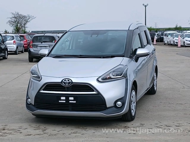 2017 TOYOTA SIENTA HYBRID G