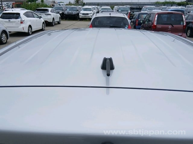2017 TOYOTA SIENTA HYBRID G