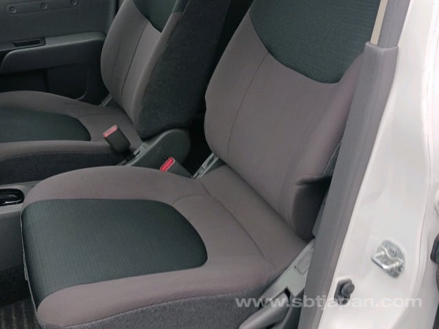 2017 NISSAN AD VAN VE