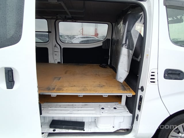 2021 NISSAN NV350CARAVAN DX
