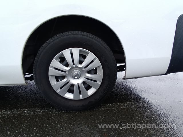2021 NISSAN NV350CARAVAN DX
