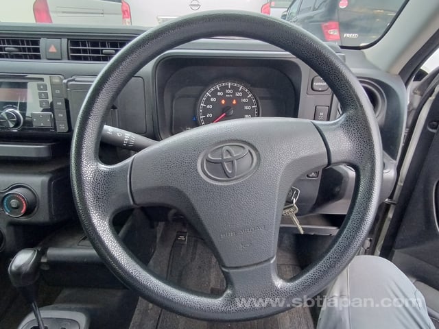 2016 TOYOTA PROBOX VAN DX