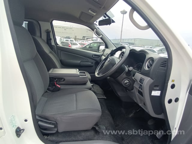 2021 NISSAN NV350CARAVAN RIDER DX
