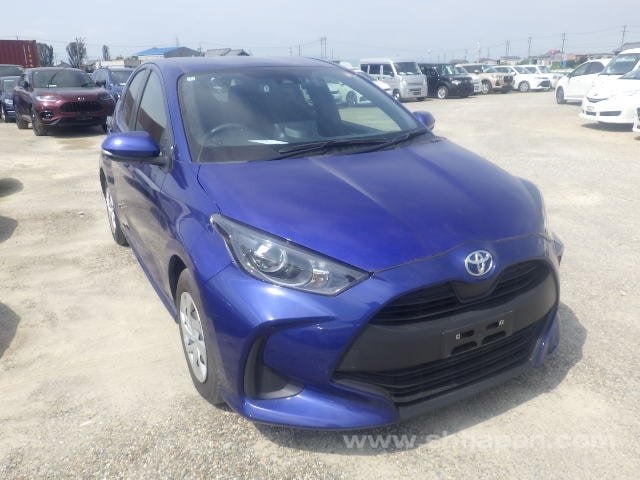 2024 TOYOTA YARIS X