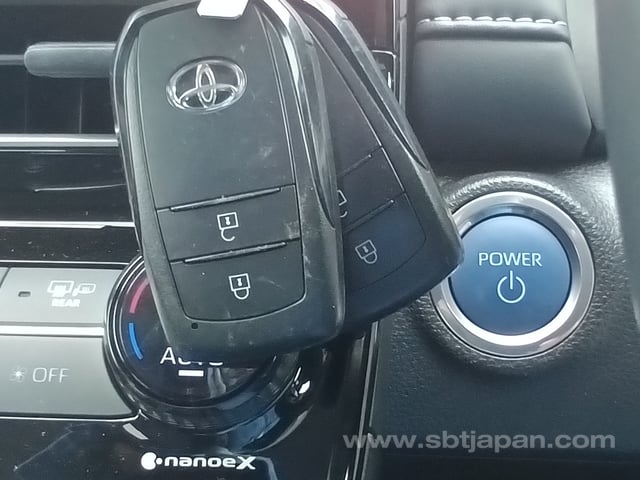 2023 TOYOTA AQUA Z